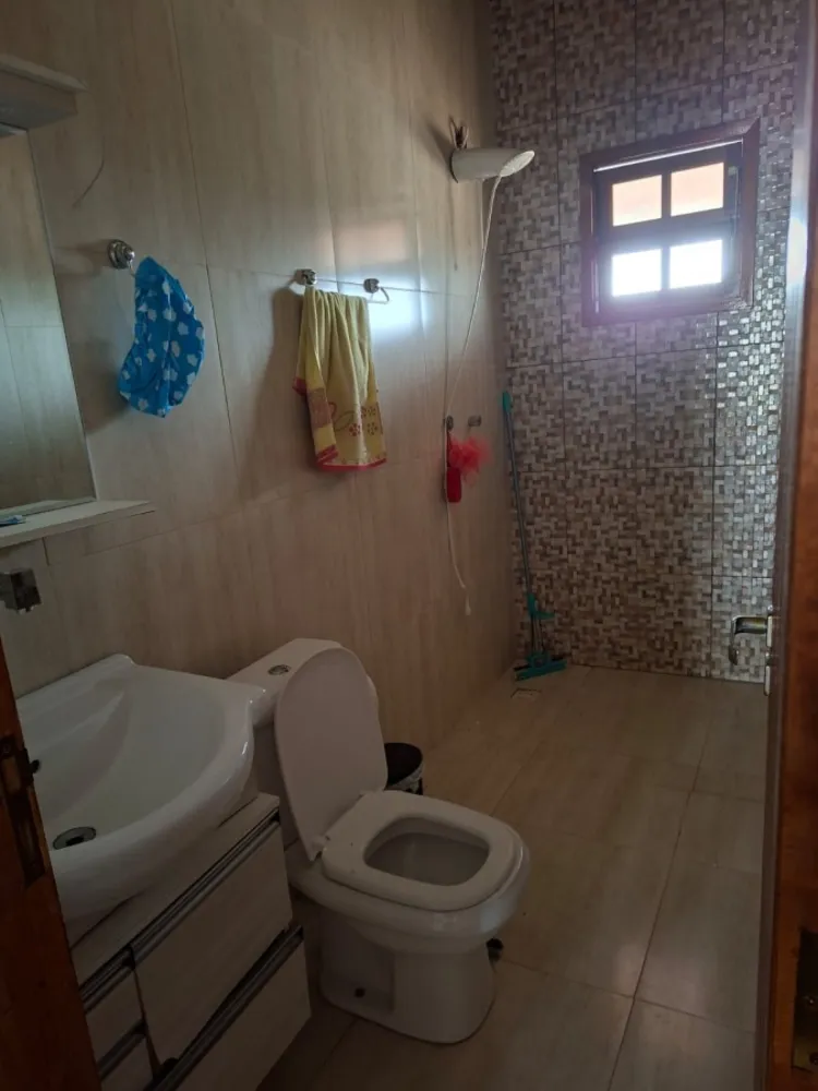 Chácara, 3 quartos, 1070 m² - Foto 2