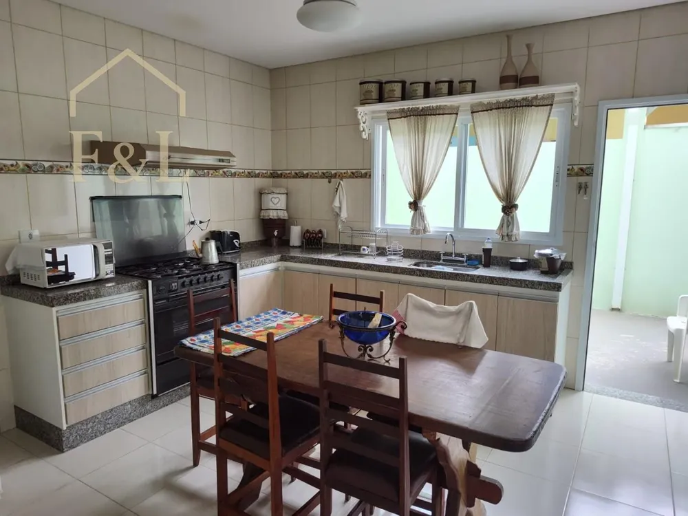 Casa, 3 quartos, 207 m² - Foto 8