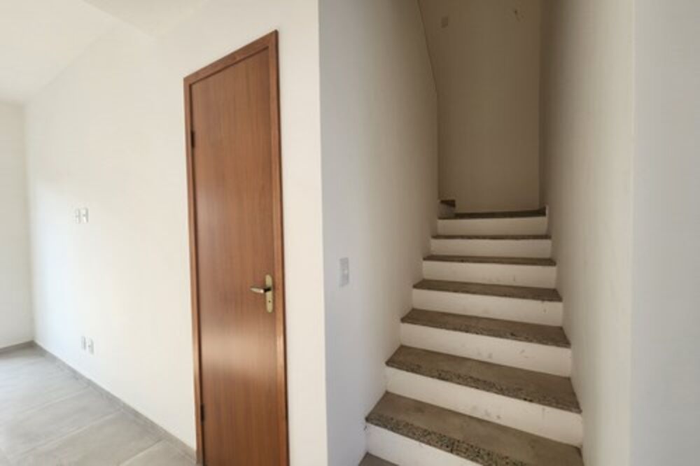 Casa à venda com 2 quartos, 76m² - Foto 13