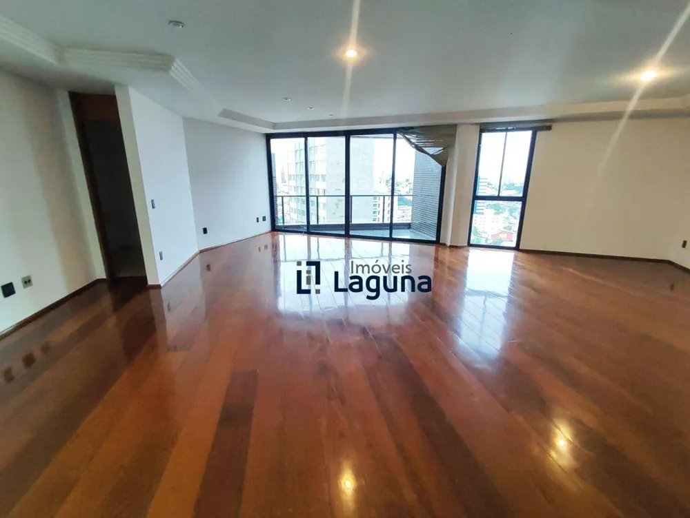Apartamento, 3 quartos, 260 m² - Foto 1
