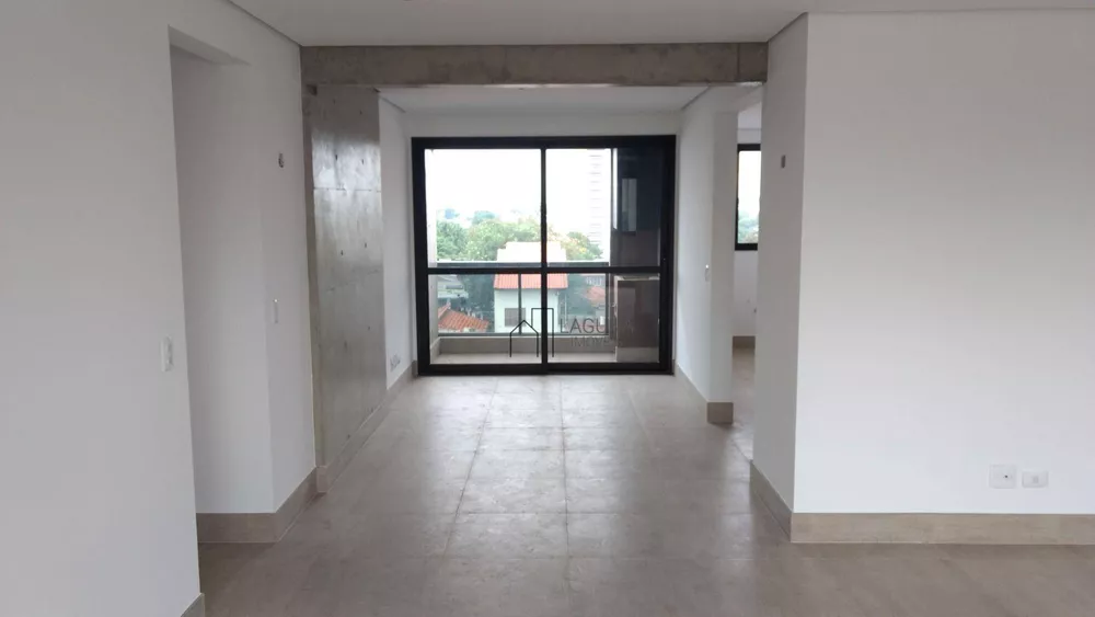 Apartamento à venda com 3 quartos, 155m² - Foto 4