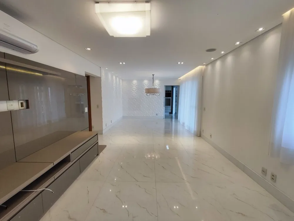 Apartamento, 3 quartos, 180 m² - Foto 1