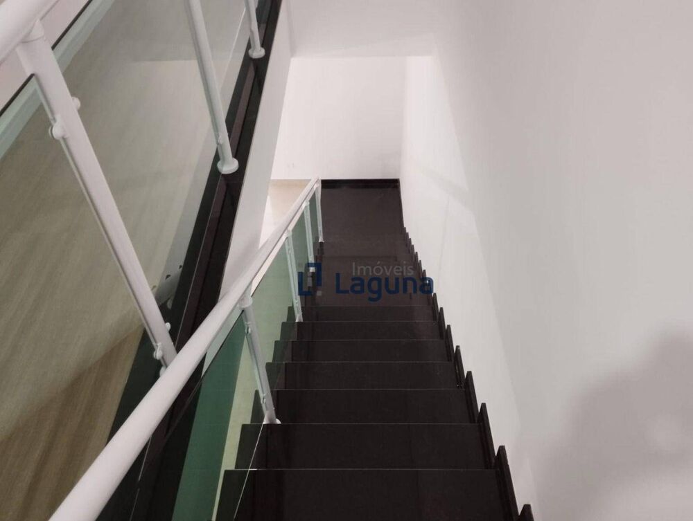 Sobrado, 3 quartos, 180 m² - Foto 4