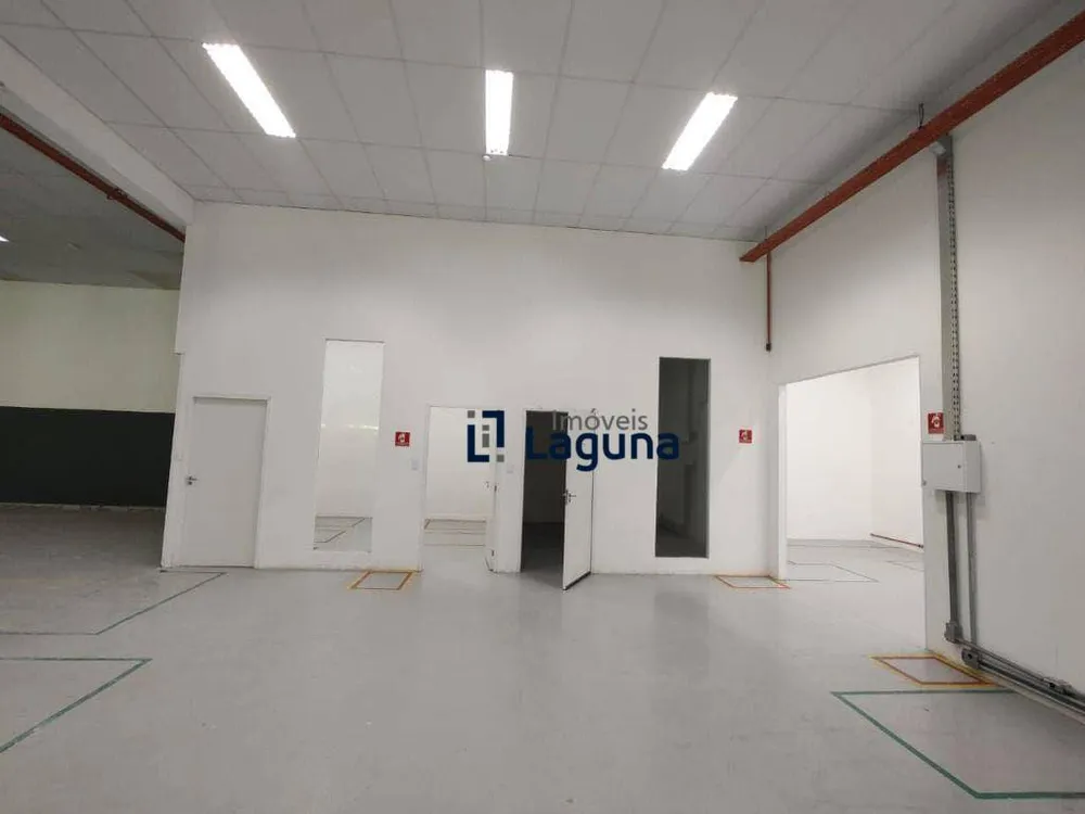 Depósito-Galpão, 214900 m² - Foto 4