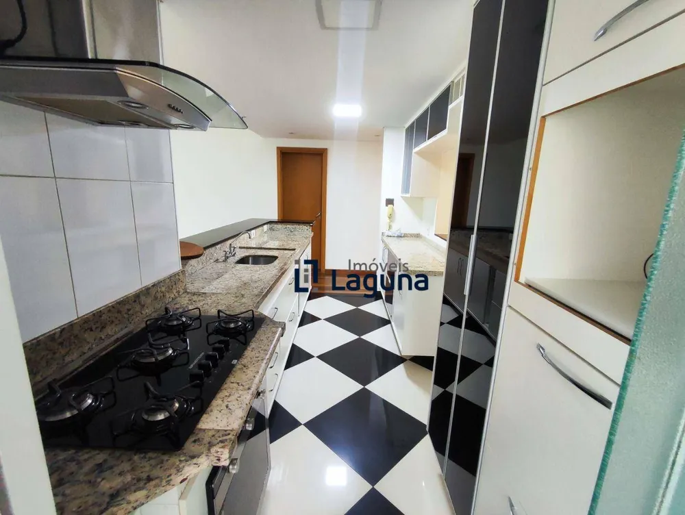 Apartamento, 3 quartos, 140 m² - Foto 3