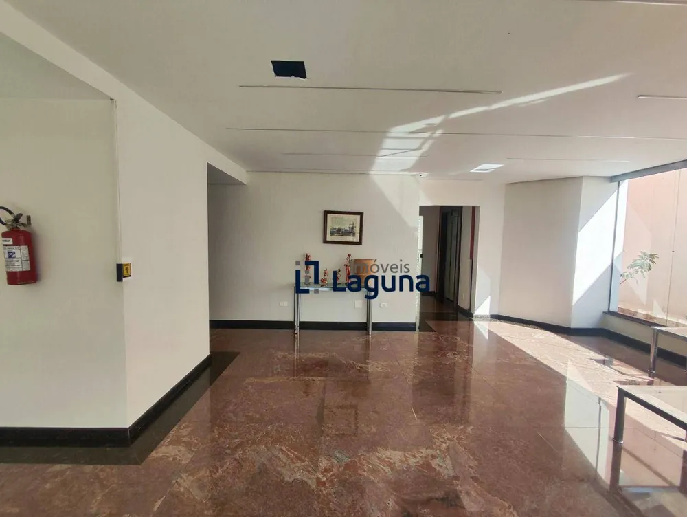Apartamento, 3 quartos, 130 m² - Foto 3