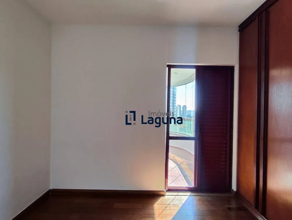 Apartamento, 3 quartos, 130 m² - Foto 3