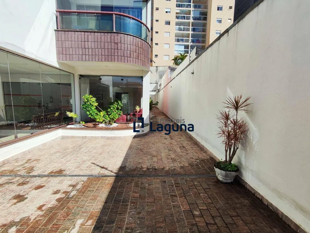 Apartamento, 3 quartos, 130 m² - Foto 2