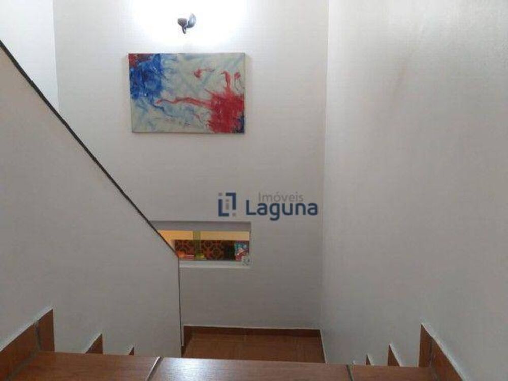Sobrado à venda com 3 quartos, 250m² - Foto 9