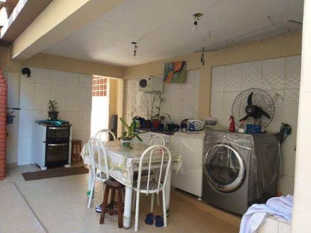 Sobrado à venda com 3 quartos, 250m² - Foto 2