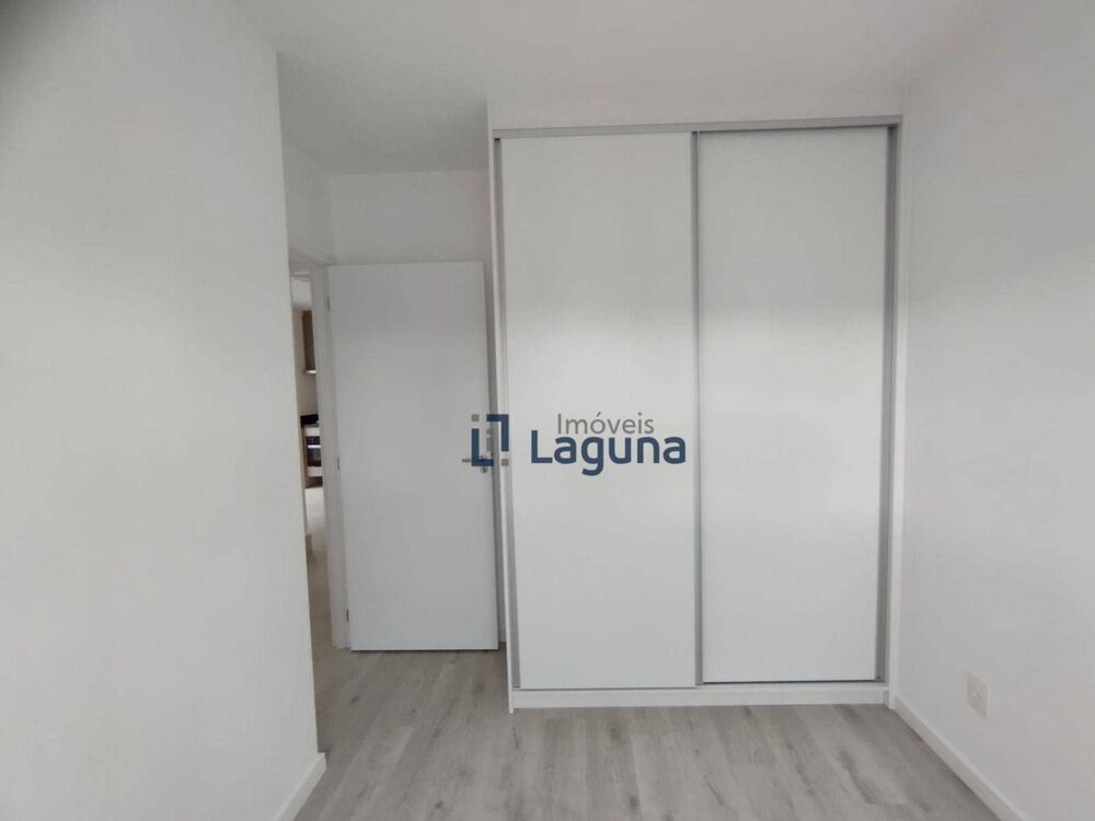 Apartamento para alugar com 2 quartos, 70m² - Foto 9
