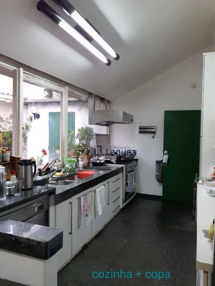 Casa à venda e aluguel com 5 quartos, 423m² - Foto 4