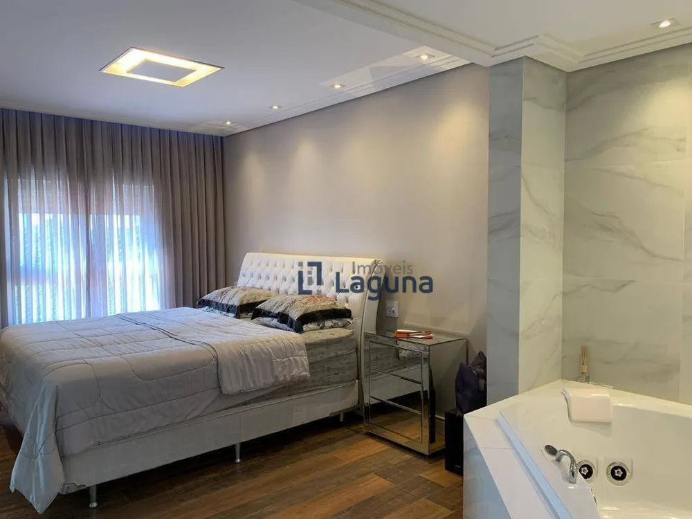 Apartamento, 3 quartos, 205 m² - Foto 15