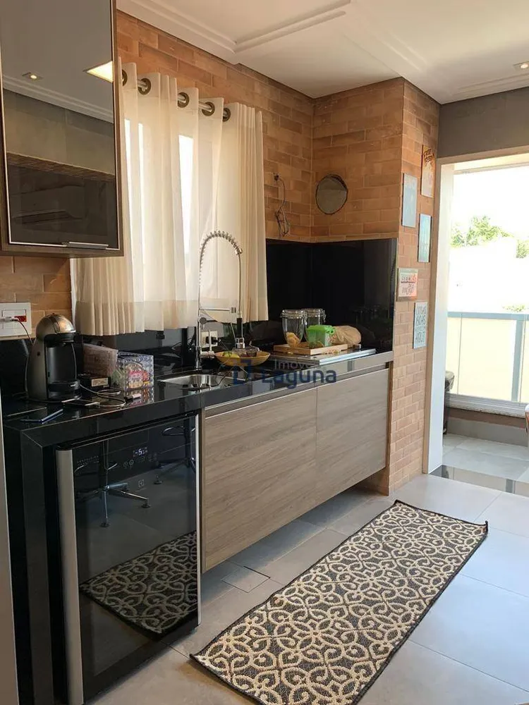 Apartamento, 3 quartos, 205 m² - Foto 1