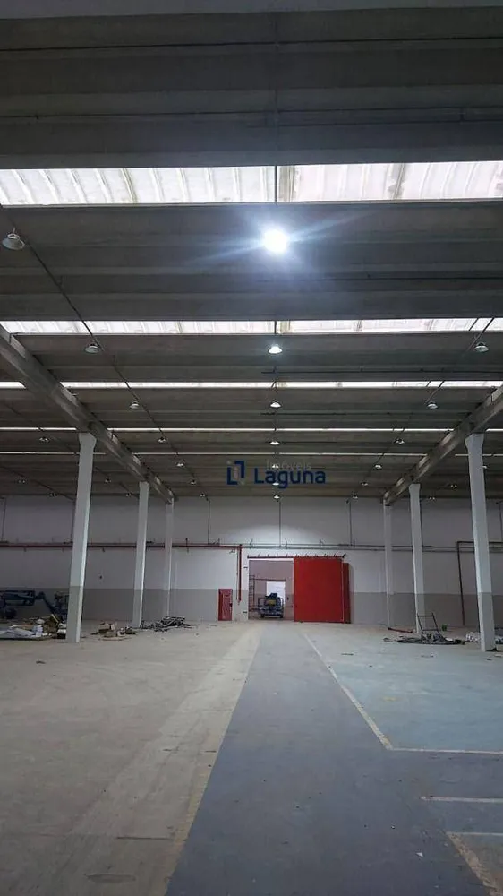 Depósito-Galpão, 12000 m² - Foto 1