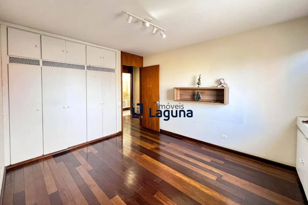Apartamento, 4 quartos, 270 m² - Foto 13