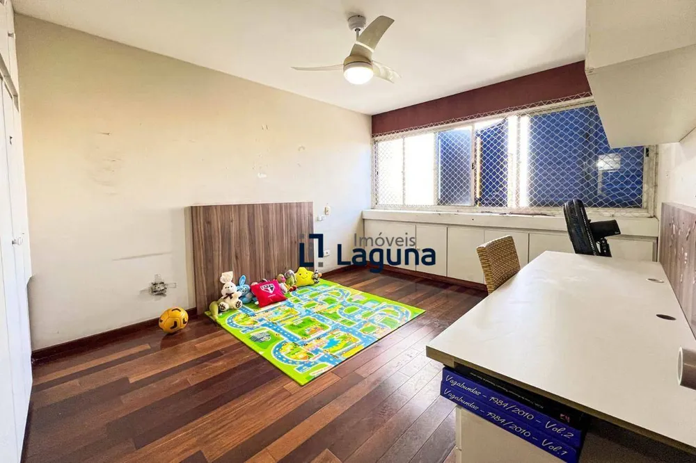 Apartamento, 4 quartos, 270 m² - Foto 12