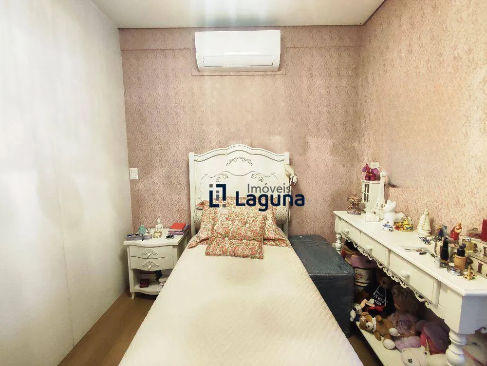 Apartamento, 3 quartos, 271 m² - Foto 12