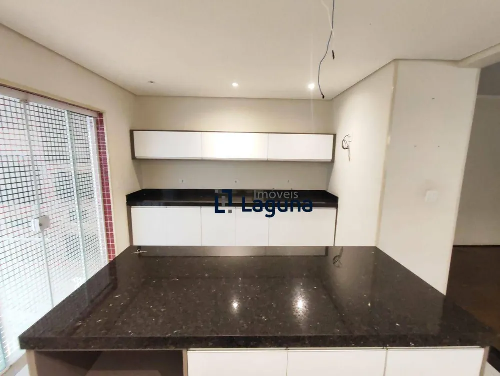 Sobrado, 3 quartos, 209 m² - Foto 6