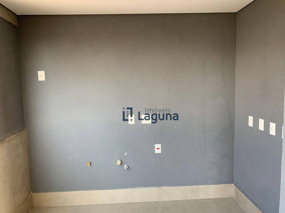Apartamento à venda com 2 quartos, 68m² - Foto 8