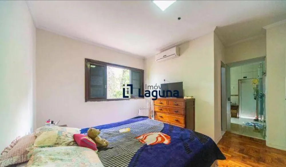 Casa, 3 quartos, 338 m² - Foto 4