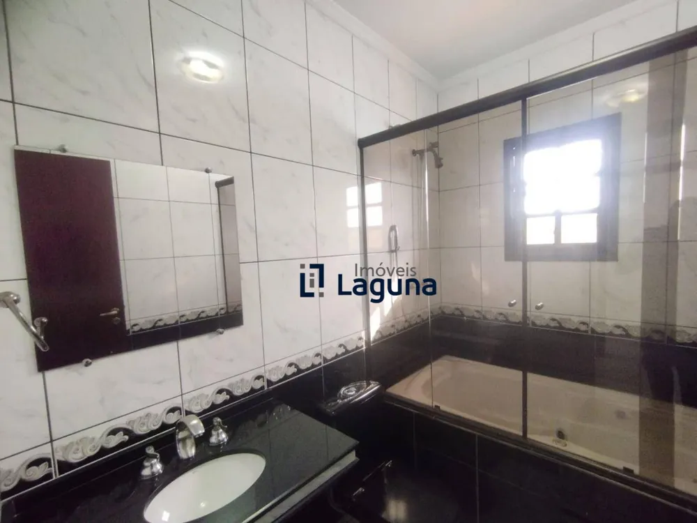 Sobrado, 5 quartos, 338 m² - Foto 5