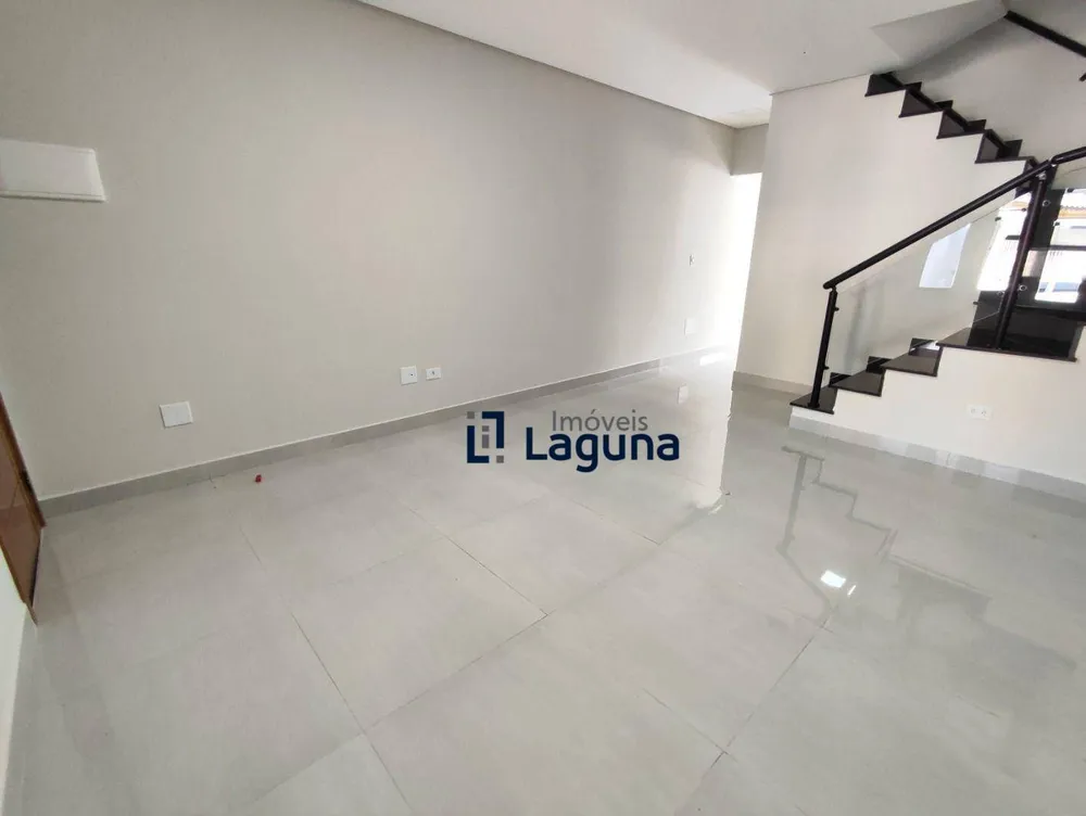 Sobrado, 3 quartos, 127 m² - Foto 2