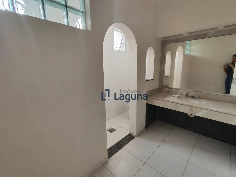 Casa, 6 quartos, 477 m² - Foto 3