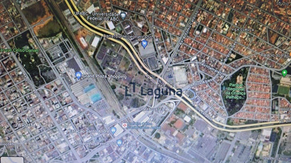 Loteamento e Condomínio, 1600 m² - Foto 1
