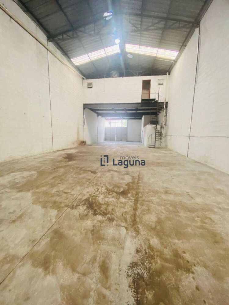 Depósito-Galpão, 715 m² - Foto 2