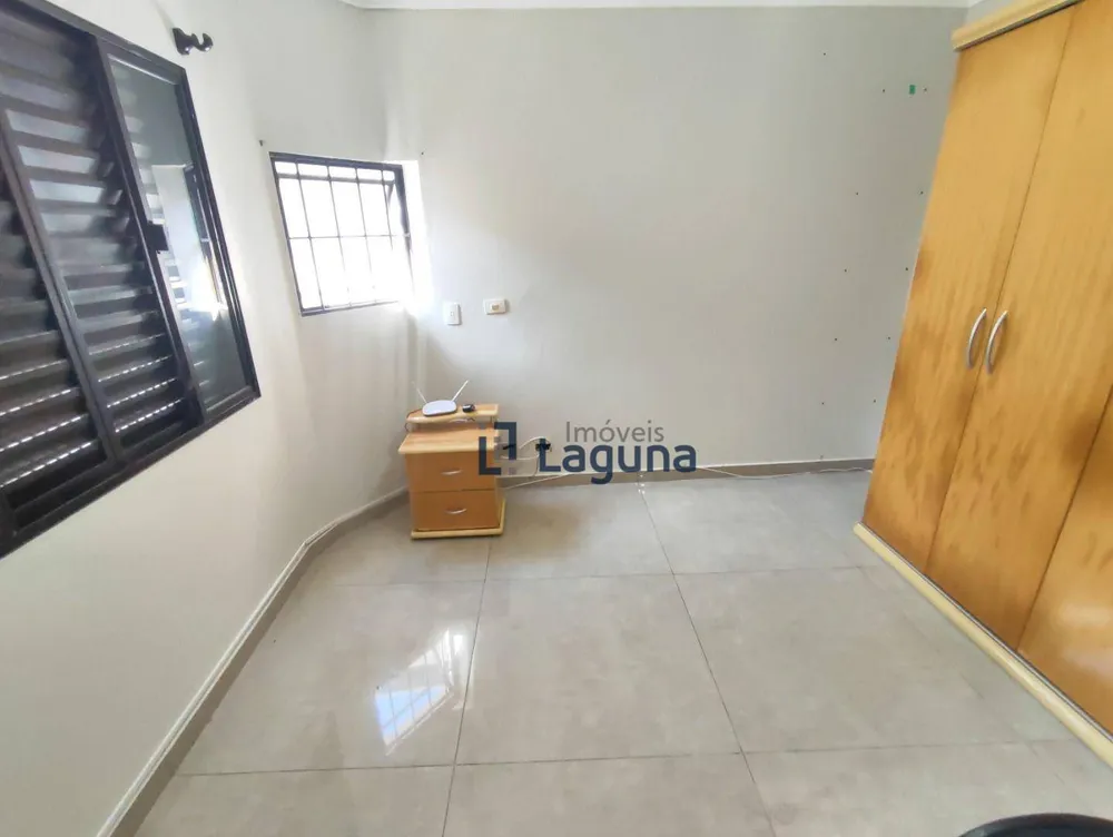 Casa, 4 quartos, 225 m² - Foto 9