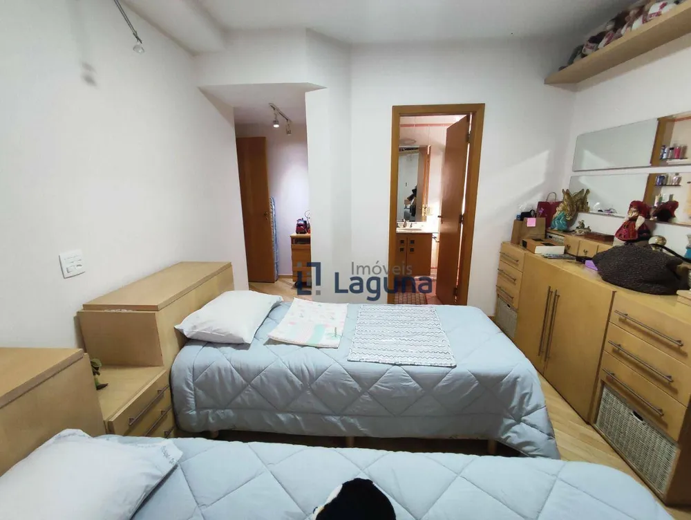Apartamento, 3 quartos, 212 m² - Foto 6