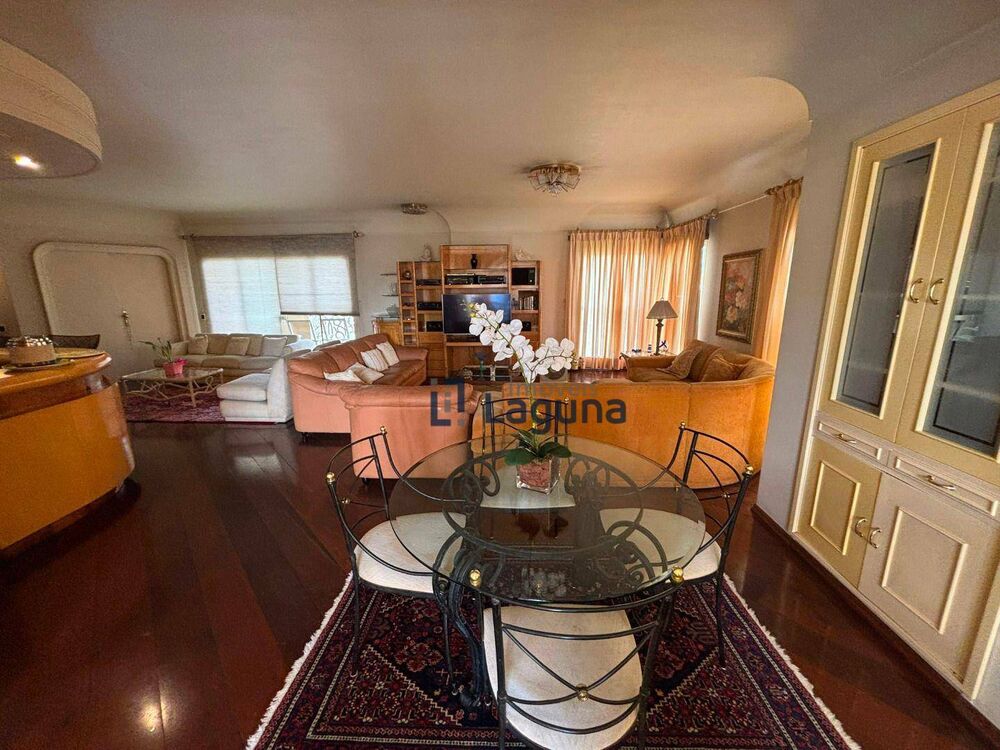 Apartamento, 3 quartos, 200 m² - Foto 4