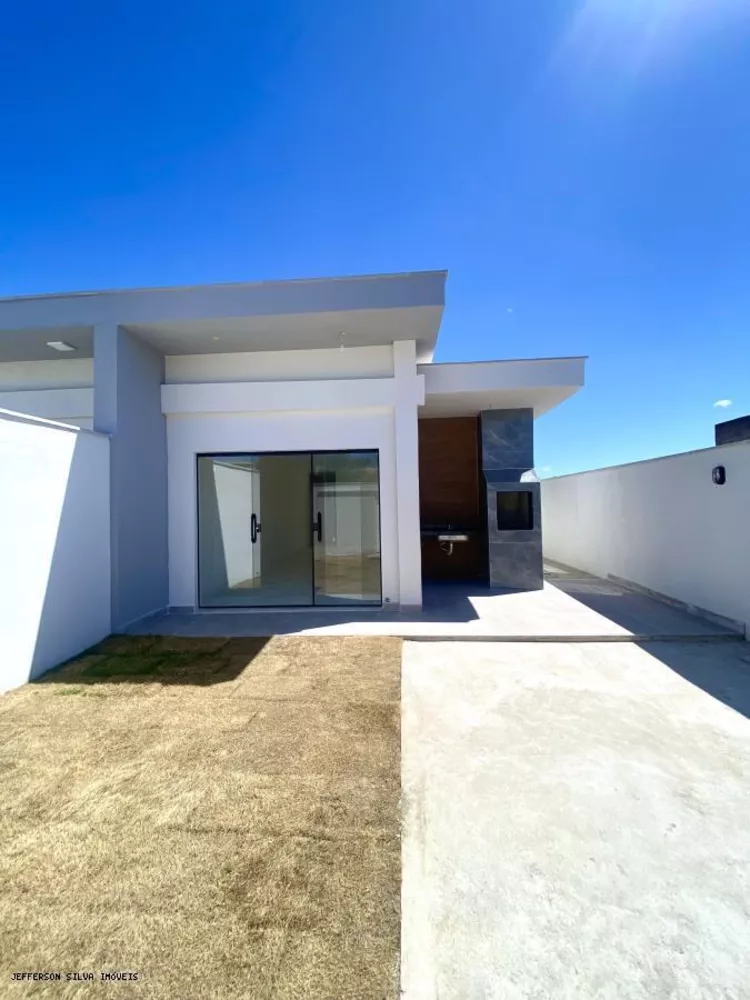 Casa à venda com 3 quartos, 100m² - Foto 3