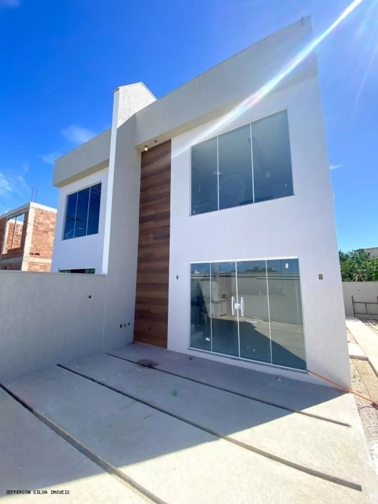 Casa à venda com 2 quartos, 95m² - Foto 1