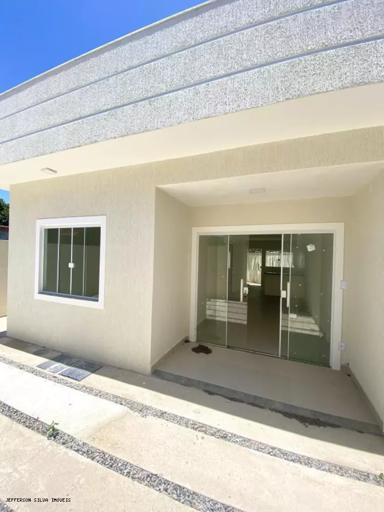 Casa à venda com 2 quartos, 60m² - Foto 2