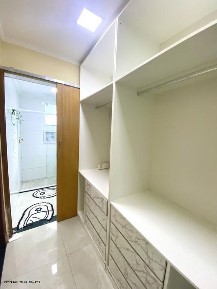 Casa à venda com 3 quartos, 375m² - Foto 11