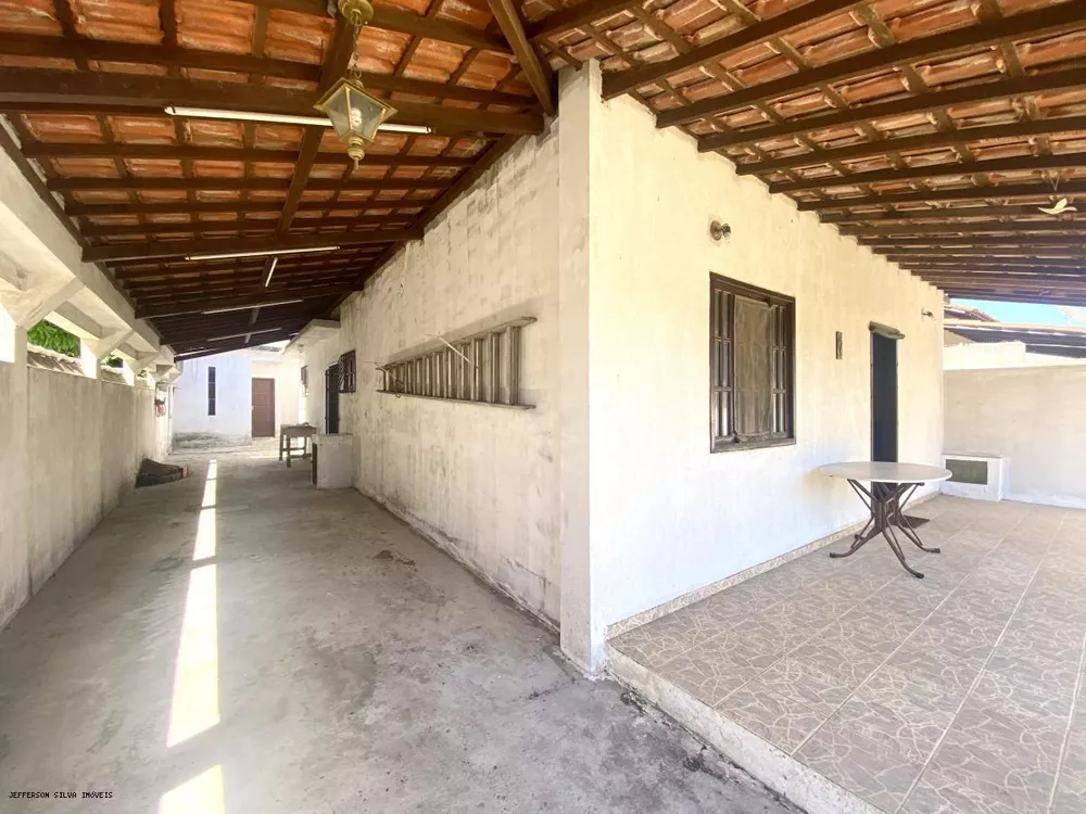 Casa à venda com 3 quartos, 360m² - Foto 2