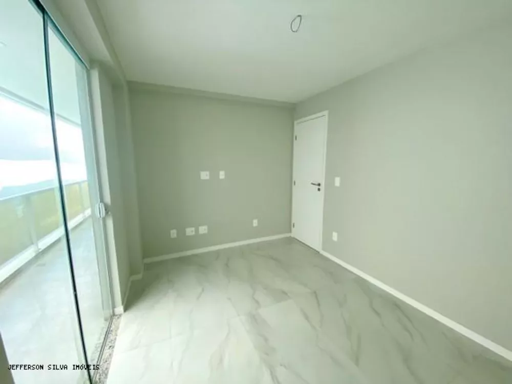 Cobertura à venda com 3 quartos, 150m² - Foto 4