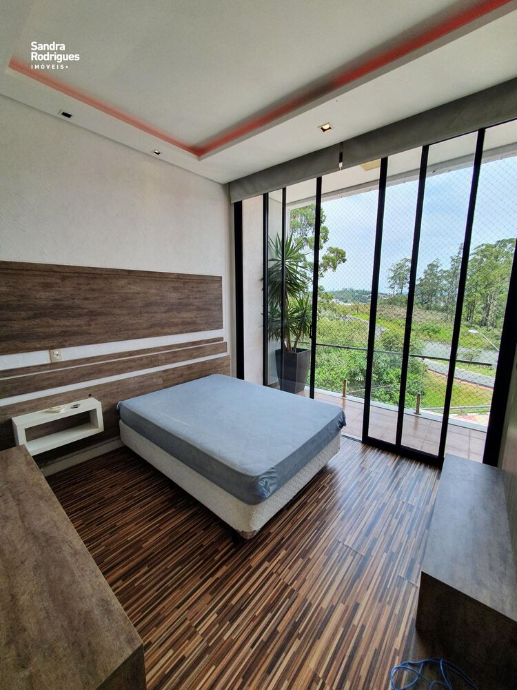 Casa de Condomínio à venda com 5 quartos, 400m² - Foto 2