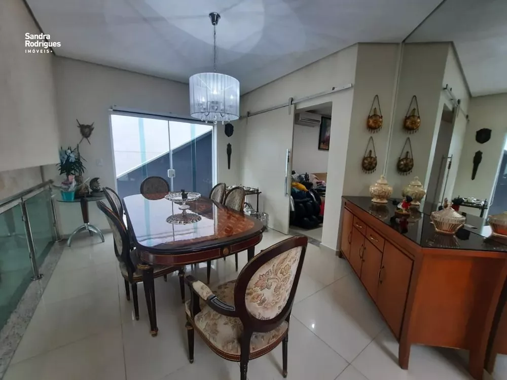 Casa de Condomínio à venda com 4 quartos, 355m² - Foto 11