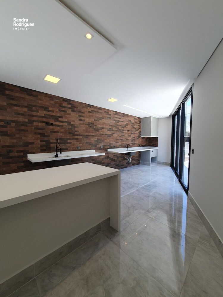 Casa de Condomínio à venda com 3 quartos, 310m² - Foto 3