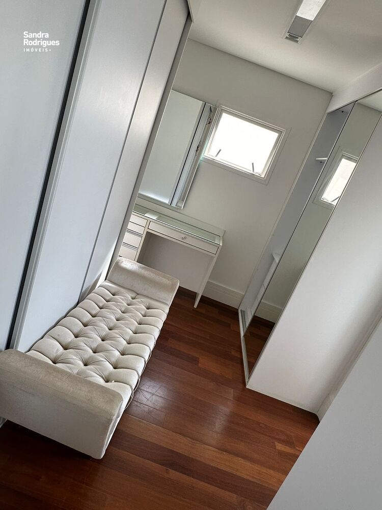Casa de Condomínio à venda com 4 quartos, 360m² - Foto 2