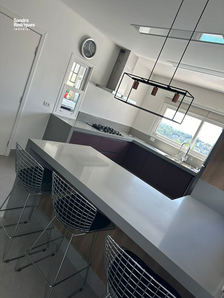 Casa de Condomínio à venda com 4 quartos, 360m² - Foto 3