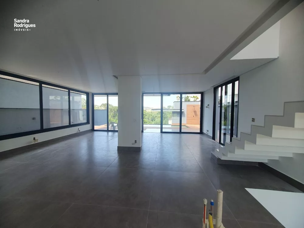 Casa de Condomínio à venda com 4 quartos, 300m² - Foto 16