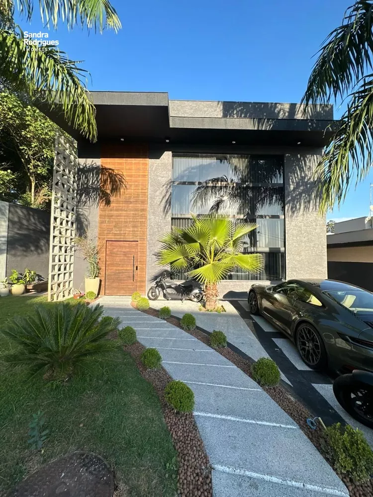 Casa de Condomínio à venda com 3 quartos, 374m² - Foto 1