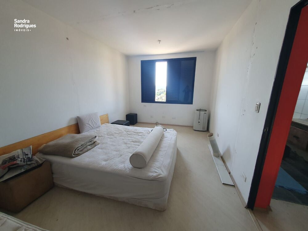 Casa de Condomínio à venda com 3 quartos, 474m² - Foto 3