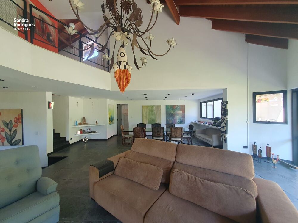 Casa de Condomínio à venda com 3 quartos, 474m² - Foto 1