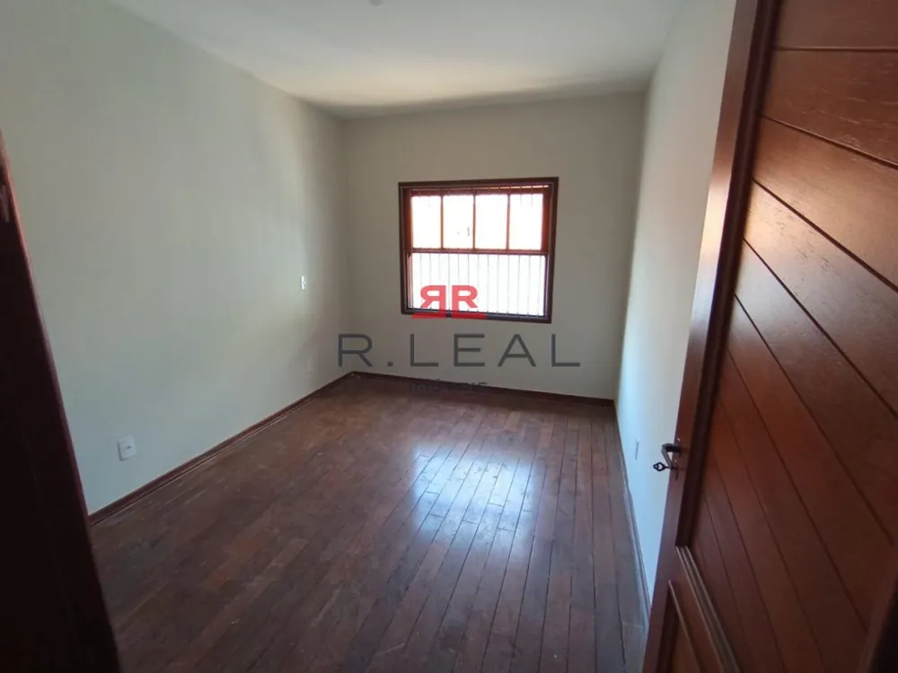 Casa, 5 quartos, 189 m² - Foto 4