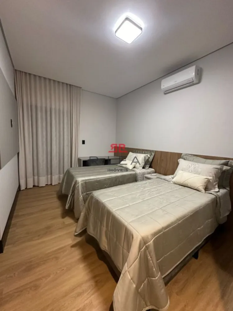 Casa, 3 quartos, 259 m² - Foto 11